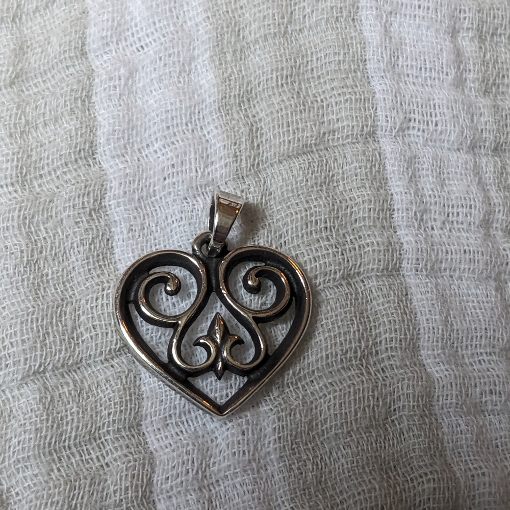 James Avery Retired French Swirl Heart